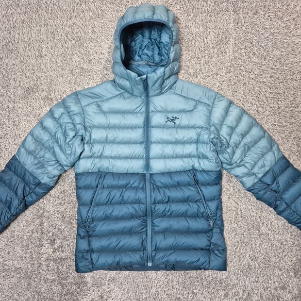 아크테릭스 세륨 후디 경량 패딩 M[하자]