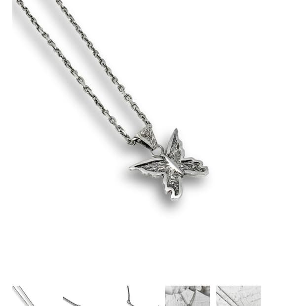 바호스튜디오 나비 목걸이