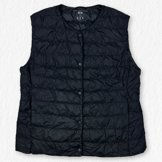 유니클로 경량패딩 블랙