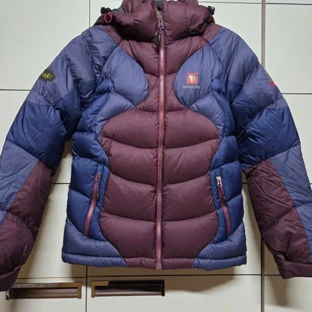 블랙야크 여성 구스다운 패딩