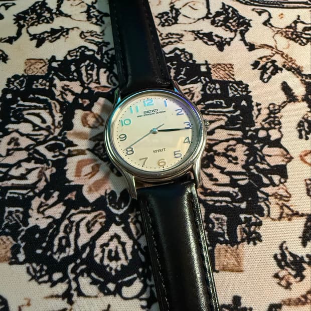 SEIKO 빈티지 쿼츠 시계