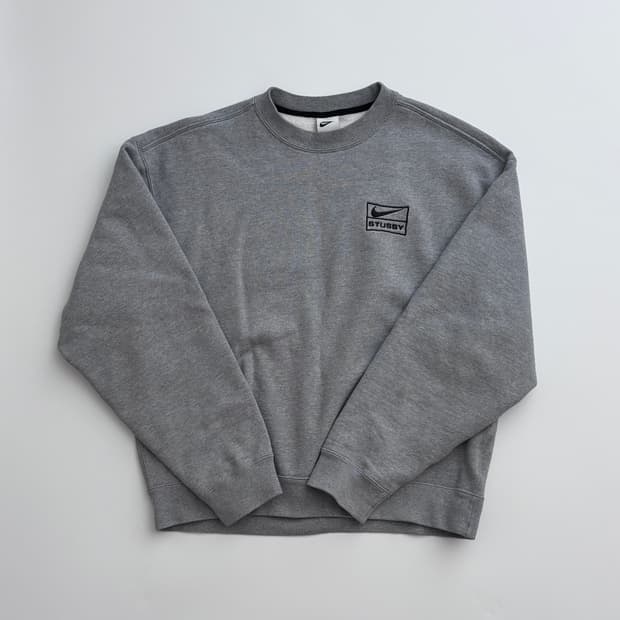 나이키 스투시 스웻셔츠