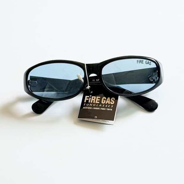 90s FIRE GAS 글로시 블랙 볼드 오벌 빈티지 틴트 선글라스