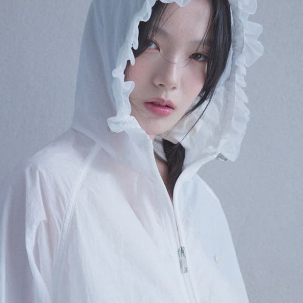 oro- 라퍼지포우먼 시어 프릴드 후디드 윈드브레이커 (바람막이만.)