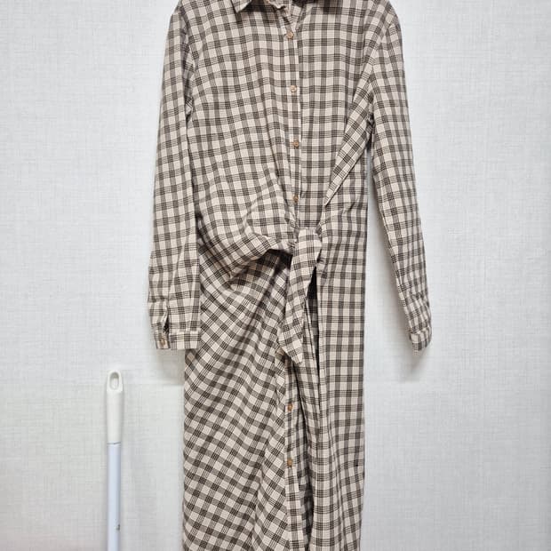 체크 랩 롱원피스