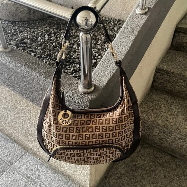 정품 펜디 빈티지 주키노 셰프 호보백