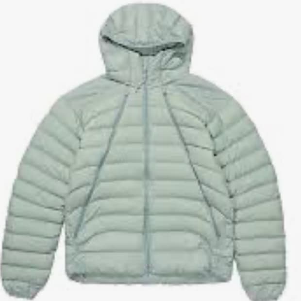 구해요) 스키즘인듀싱 경량 패딩 m / 그린