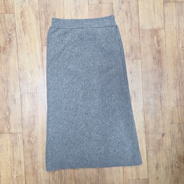 오르(ORR) 랩 울 니트스커트 55