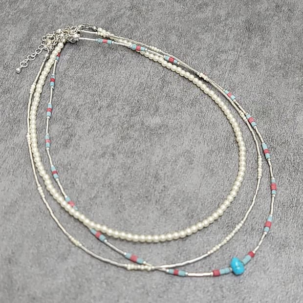 unique necklace set