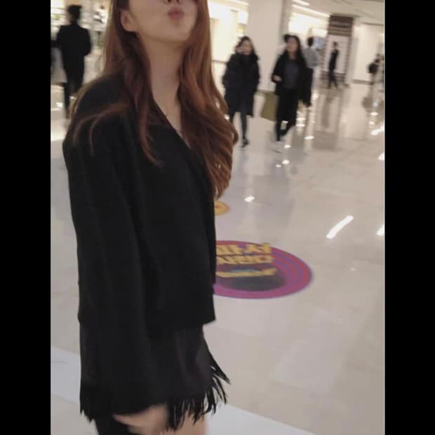 (한소희 착용) scape 프릴 원피스