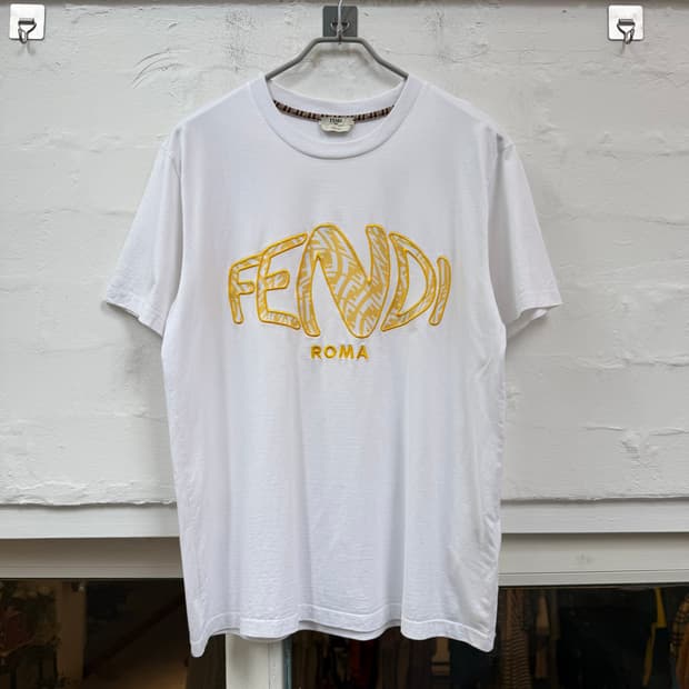 Fendi 펜디 피시아이 로고 자수 반팔티 화이트 S