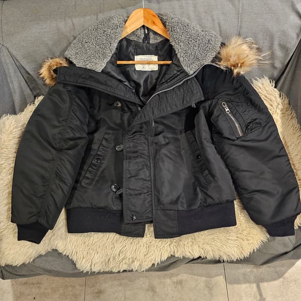 스피왁×골든플리스 usa n2b 자켓