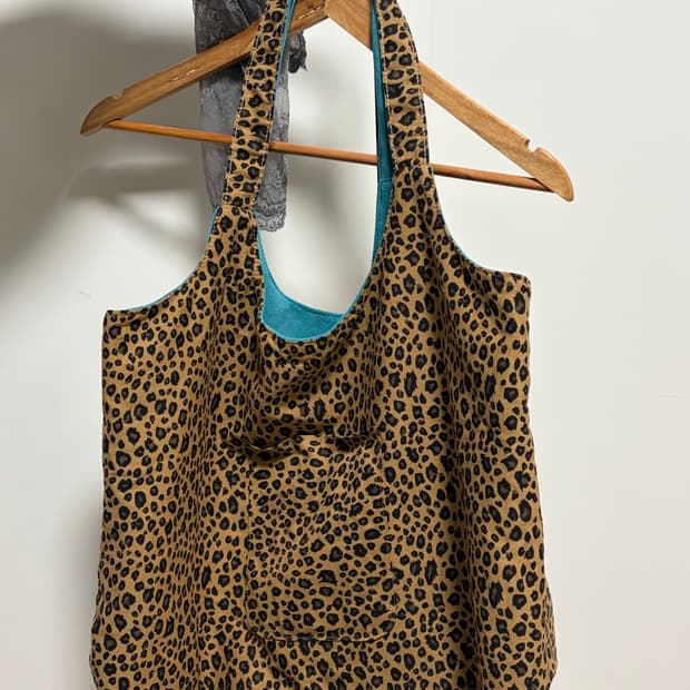 레오파드 리버시블 숄더백