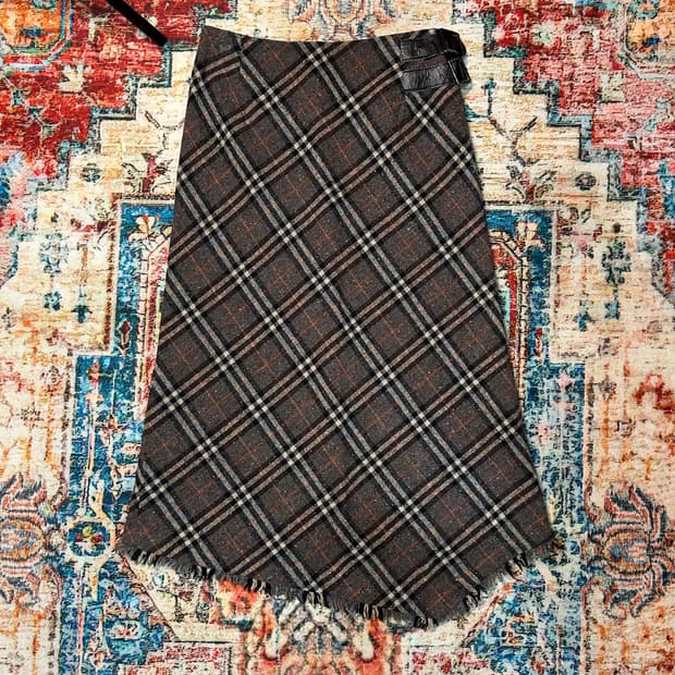 [26] 버버리 노바체크 울 롱 스커트
