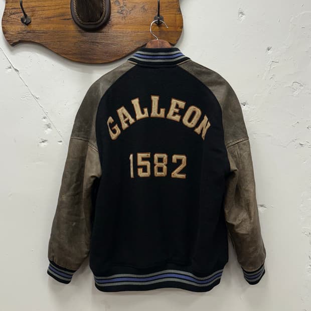 M) JAPAN Silk Road Homme  Leather Arm Va