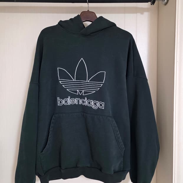 아디다스×발렌 발디다스 후드티 2사이즈