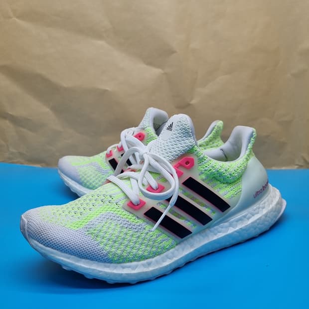 아디다스 울트라부스트5.0 DNA 운동화245 