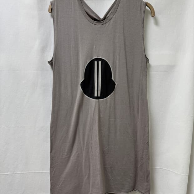 릭오웬 몽클레어 나시 티셔츠 그레이 M