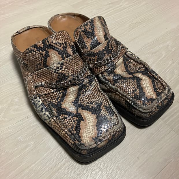 마틴로즈 파이톤 뮬 44