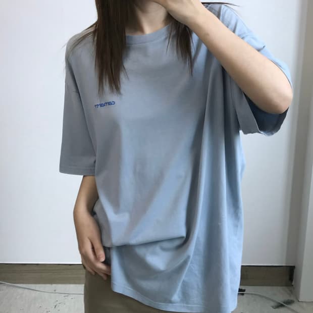 칼하트 WIP 블루 반팔 티셔츠