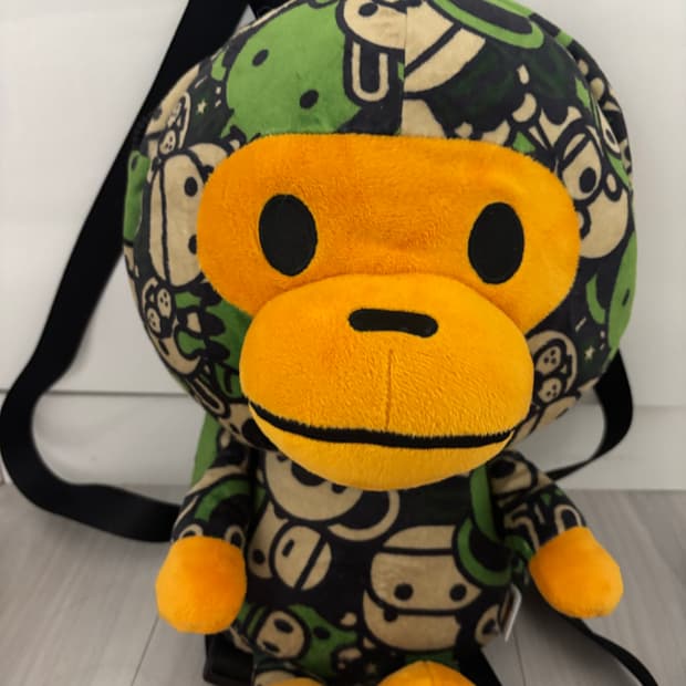 베이프 베이비 마일로 플러시 백팩 그린