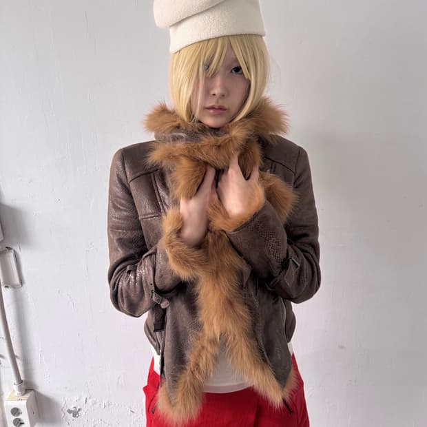 Slim fur trimming jacket