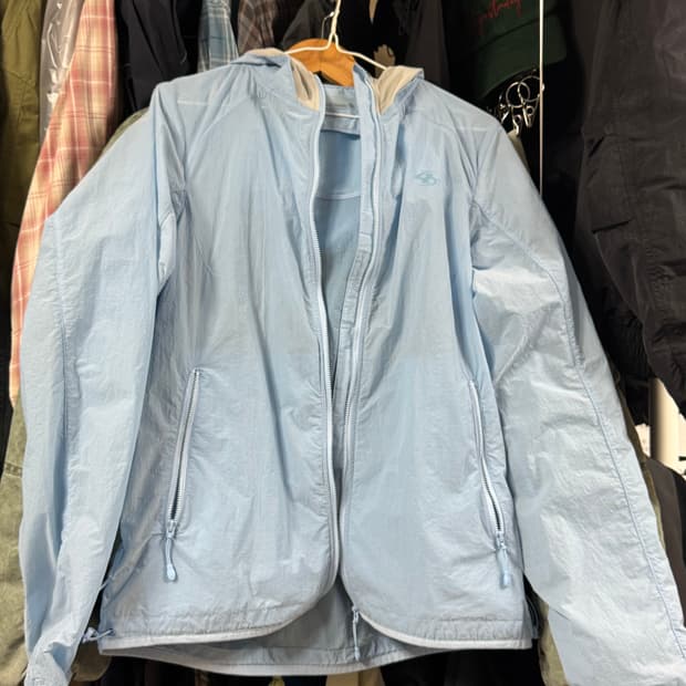 산산기어STREAMLINE HOOD JACKET [SKY BLUE]