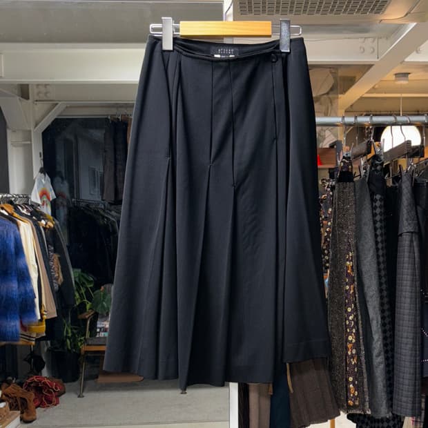 아츠로 타야마 플레어 랩 스커트