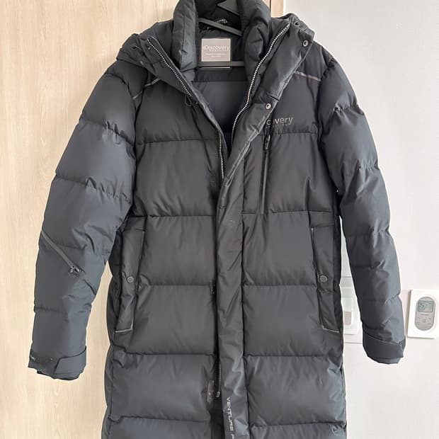 디스커버리 롱패딩 팝니다.