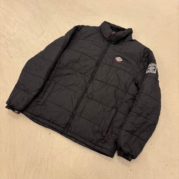 디키즈 블랙 스몰로고 패딩