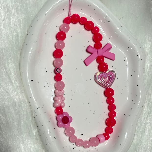 gesumchure 키치 비즈 키링🩷