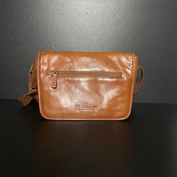 snobbist 버팔로 레더 크로스백 made in japan