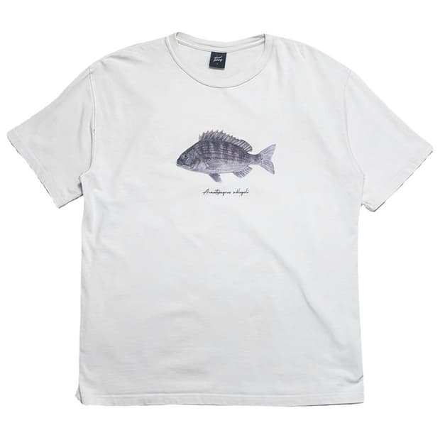 ABOUT FISHING 그래픽 오버핏 반팔티 화이트 2