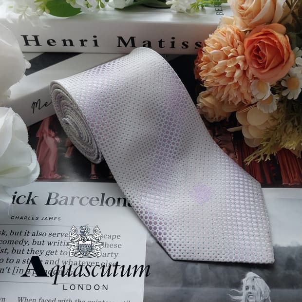 아쿠아스큐텀 실크 도트 텍스처 넥타이 9.2cm A+등급 K2030
