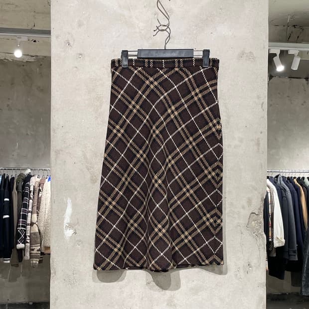 버버리 딥 브라운 노바체크 울 미디스커트