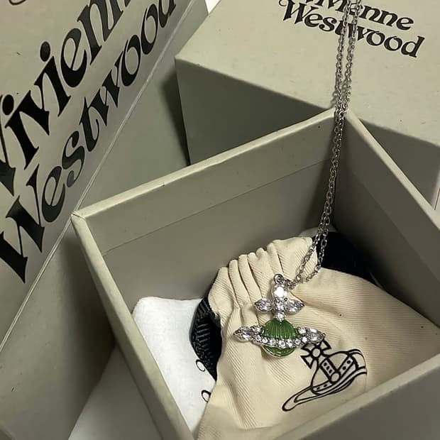 풀박스) 비비안웨스트우드 미레이 그린 펜던트 목걸이