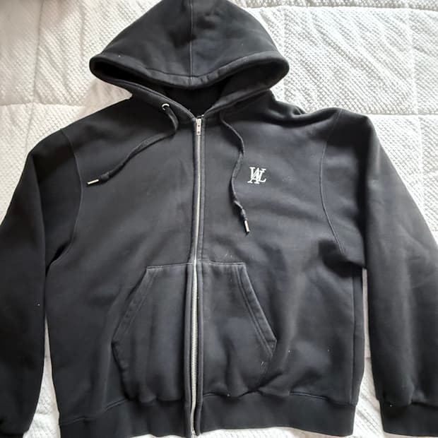 우알롱 후드집업