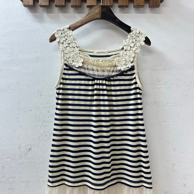 일본빈티지 Axes Femme 플라워 크로쉐 레이스 스트라이프 슬리브리스