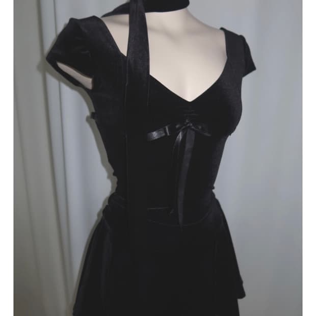 (구함) 엔젤넘버555 엔넘파 벨벳 플레어 드레스 원피스