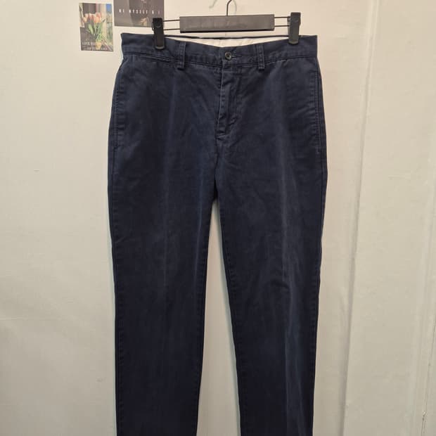 랄프로렌 남성 면바지입니다
- 색상: 네이비
- 사이즈: 29/30