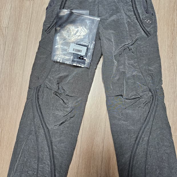 산산기어 파이핑팬츠 1사이즈