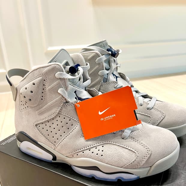 (265/US8.5)(새상품)나이키 스니커즈 에어 조던 6 마그넷 네이비