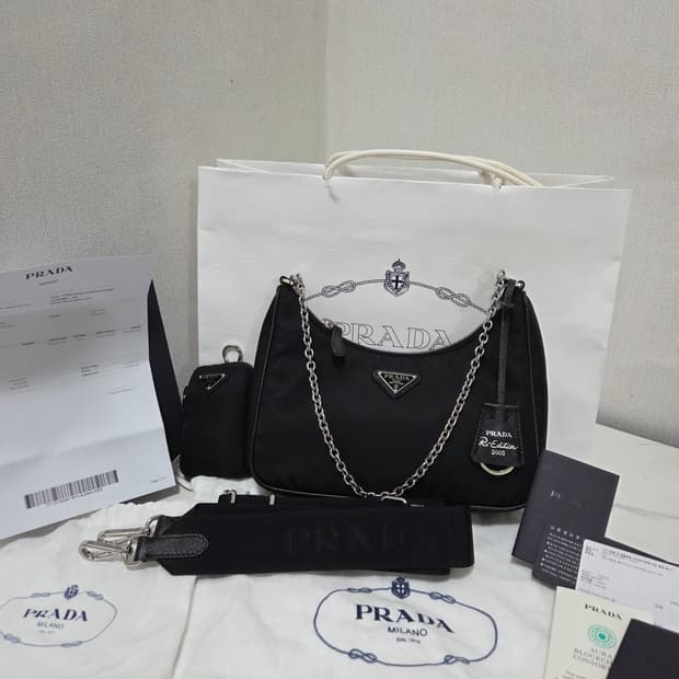 [새상품급] 프라다 리에디션 테수토 은장 체인 호보백 