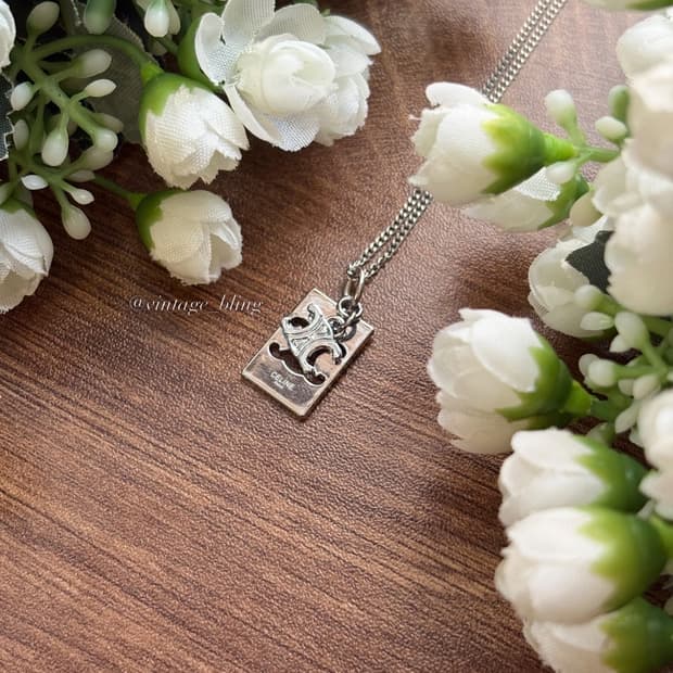 셀린느 댕글 트리옹프 스퀘어 실버 목걸이