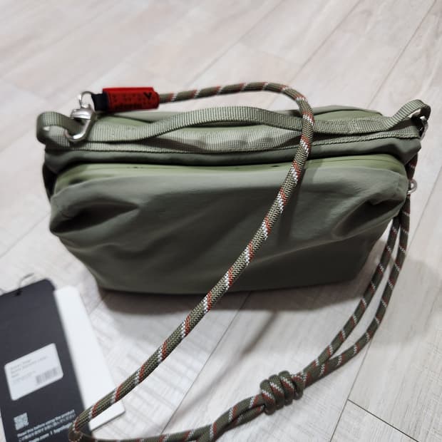 토폴로지 보틀 사코슈백 라지 