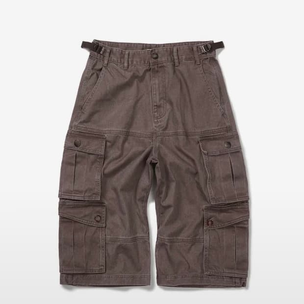 카락터 Wanderer cargo bermuda pants 브라운
