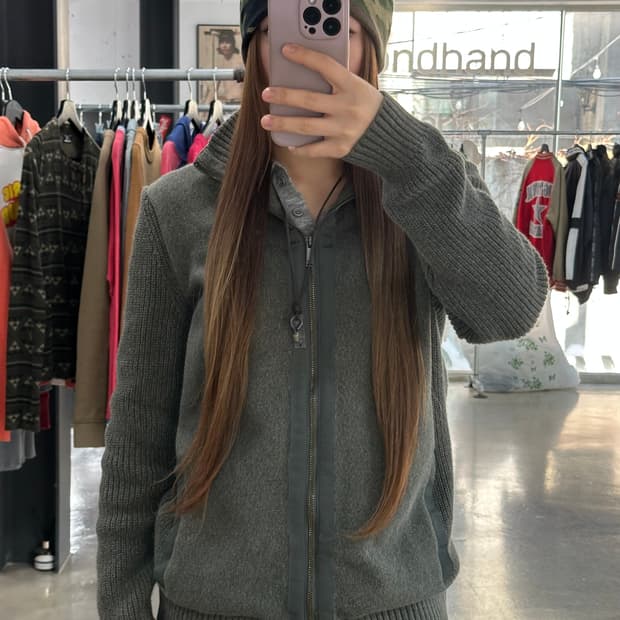 캘빈클라인 니트집업 카키