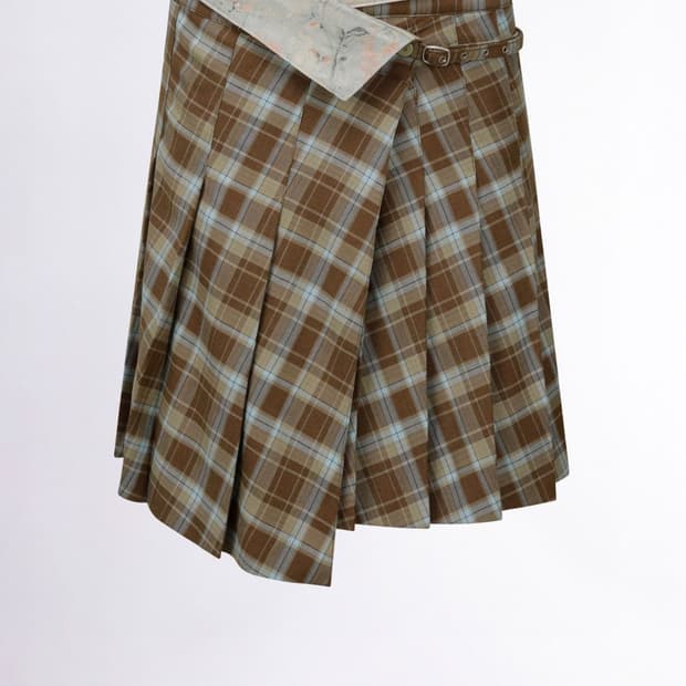 스컬프터 스커트 s 사이즈 구합니당