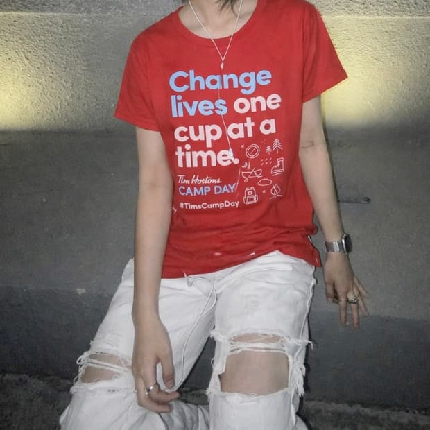 Hiphop 빈티지 레드 반팔 티셔츠