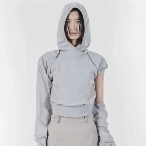(새상품) 오호스 ojos 2 way hoodie bolero 볼레로